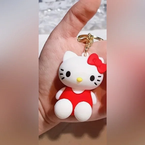 Red Hello Kitty Keychain - Picture 3 of 6